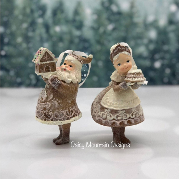 Set Santa & Mrs Claus Gingerbread Christmas Ornaments Bakery Sweet Shop NEW - Picture 1 of 10